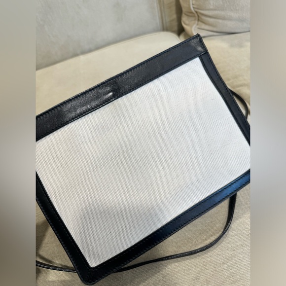 💯 Authentic Balenciaga sling bag - Picture 3 of 8